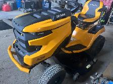 Cub Cadet XT2 LX46
