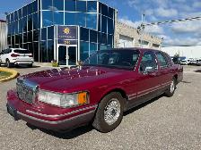 1994 Lincoln Town Car Sedan
