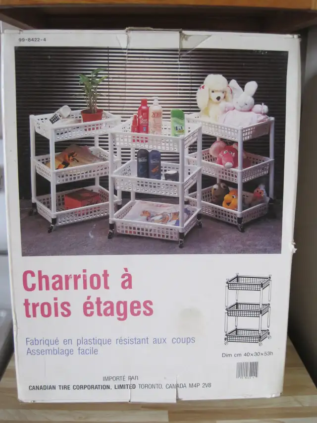 CHARRIOT 3 PANIERS NEUF SUR ROULETTES