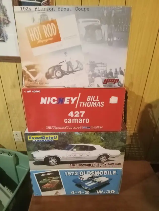 die-cast cats