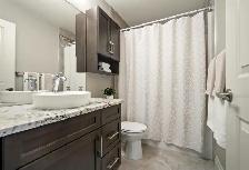 Private & Sharing Rooms available for rent near Sheridan college - Photo 6