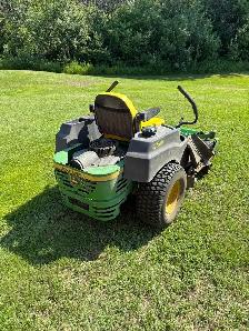 John Deere zero turn mower
