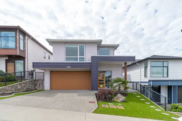 Executive 3 Bedroom house in Westhill, Langford BC