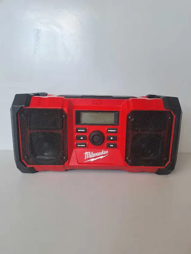 Milwaukee Radio 289020 (29359308)