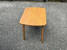 Small Wooden Side Table ! - Photo 4
