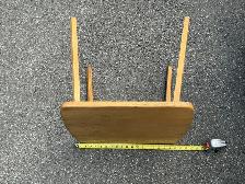 Small Wooden Side Table ! - Photo 7