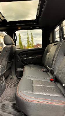 2021 Nissan Titan PRO-4X - Photo 8