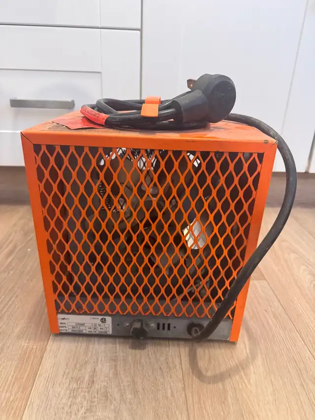 Uniwatt 220 volt Industrial Portable Heater 5000 watt