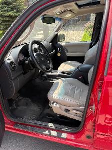 2004 Jeep Liberty - Photo 8