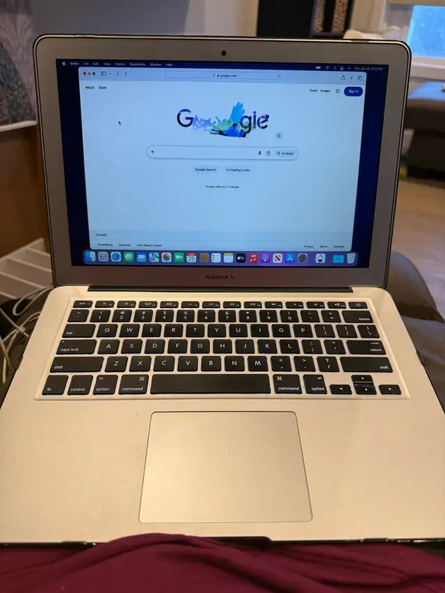 Apple MacBook Air 13-inch 2017