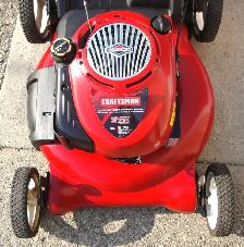 CRAFTSMAN REAR BAG GAS LAWNMOWER - Photo 4