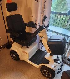 Quadriporteur 1800$ (Négociable)