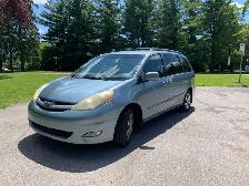 2006 Toyota Sienna LE (8-Passenger w/ DVD Player) - Photo 3