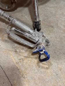 Graco 390 PC Professional Airless Paint Sprayer - Photo 8