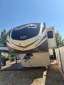 2021 grand design solitude 375 RES luxury 5th wheel