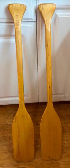 Pair of Vintage 36' Northumberland Canoe Paddles - Photo 2