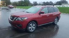 2018 Nissan Pathfinder S  4X4 - Photo 2