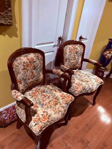 pair of french provincial chairs wood carved - Photo 2