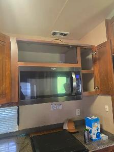 2010 Montego Bay 5th wheel camper - Photo 9
