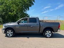 2015 Ram 1500 Outdoorsman - eco diesel - clean car fax - crew ca - Photo 2