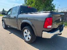 2015 Ram 1500 Outdoorsman - eco diesel - clean car fax - crew ca - Photo 3