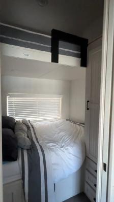 2022 Woodland Park Trailer - Waterfront - Photo 9