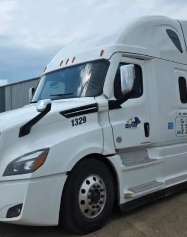 Usa Driver Required from Calgary .62 cent/mile