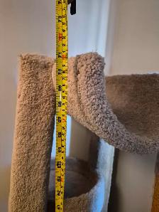 6 ft, 3 level cat stand and scratch post - Photo 3