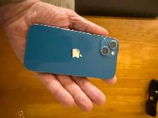 iPhone 13 for sale $165 - Photo 3