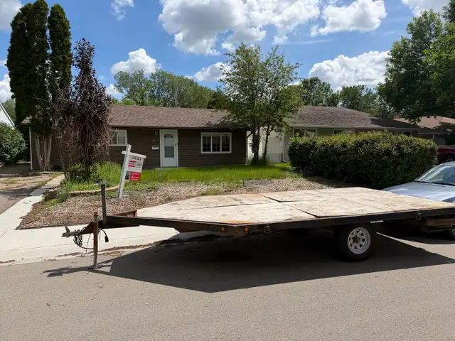 flat deck trailer