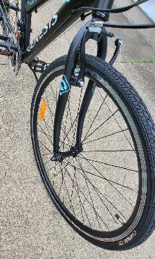 Comfort Hybrid Bicycle Trafik 1.0 SE  Multiple Sizes available. - Photo 2
