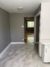 Beau Logement 4 1/2 au 3ieme étage  $1,250.00 - Photo 3