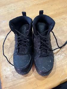 Nike high top shoes