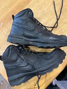 Nike high top shoes - Photo 2