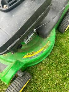 John Deere JX75  6.75hp Self Propelled Lawn Mower. $170 - Photo 3