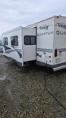 28' travel trailer - Photo 6