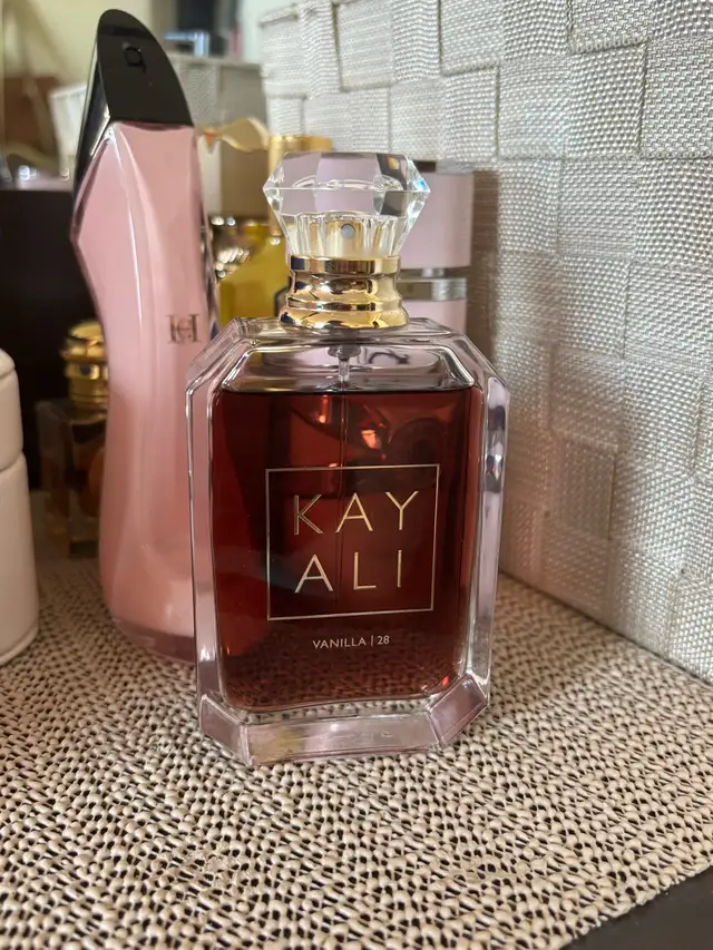 Kayali Vanilla 28 (100 mL) Perfume
