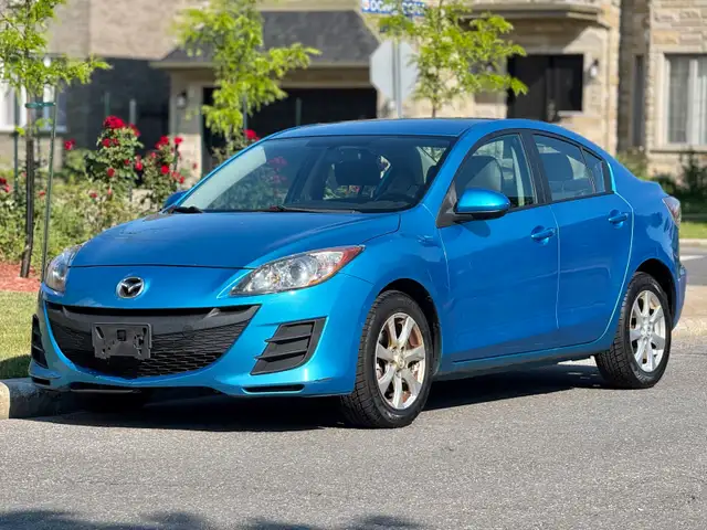 2011 MAZDA 3 (UNKNOWN KILOMETRES)