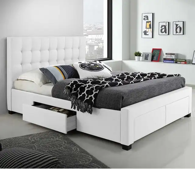 Queen Linen Platform Storage Bed with Deep Button Tufted Head