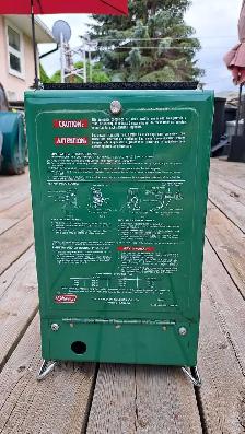 Vintage Coleman catalytic propane heater - Photo 3