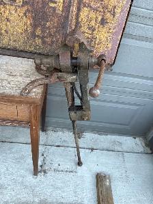 Vintage Blacksmith Post Vise Leg Vise Blacksmithing Tools