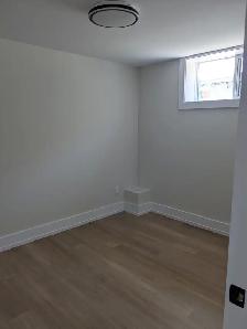 2 bedroom basement unit close to Yorkdale - $2600 all inclusive - Photo 4
