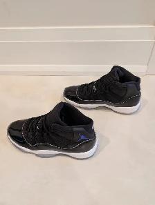 Air Jordan 11 Retro BG Black/ Concord White Size 5 Y Women's 6.5 - Photo 5