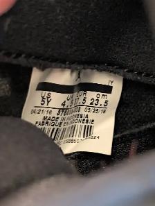 Air Jordan 11 Retro BG Black/ Concord White Size 5 Y Women's 6.5 - Photo 7