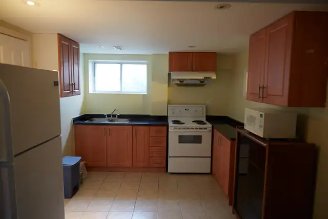 Basement Room for Rent!!