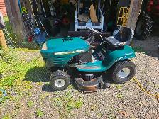 Craftsman lawn tractor for sale $550 runs,drives, needs some tlc