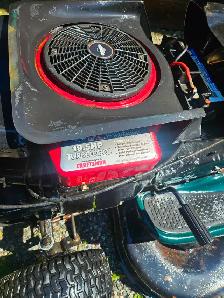 Craftsman lawn tractor for sale $550 runs,drives, needs some tlc - Photo 3
