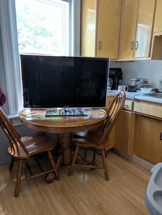 Samsung 40-inch $150 OBO