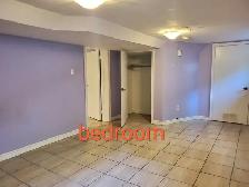 Fourplex basement apartment for rent - 1182 Royal York Rd - Photo 3