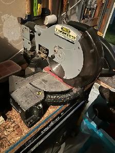free scrap metals some old tools also